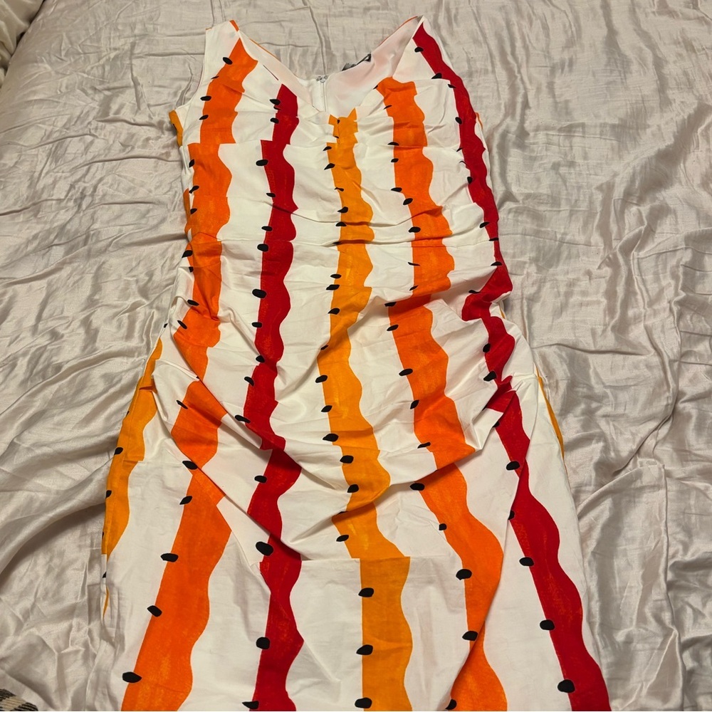SAMANTHA SUNG Vibrant Sleeveless Dress